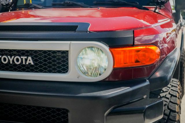 
								2008 Toyota FJ Cruiser Sport Utility 2D full									