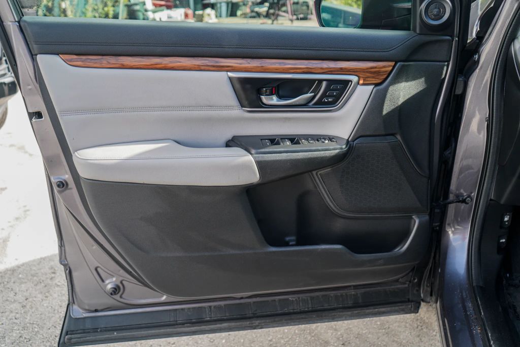 
								2020 Honda CR-V EX-L Sport Utility 4D full									