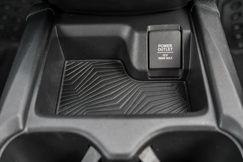 
								2018 Honda CR-V LX Sport Utility 4D full									