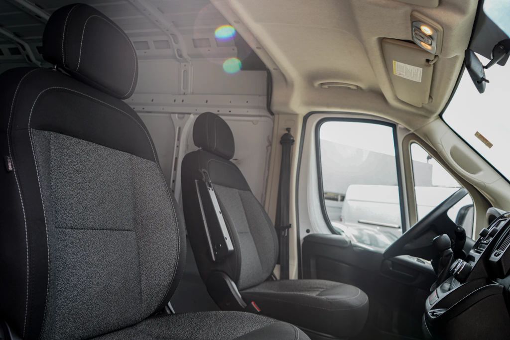 
								2021 Ram ProMaster Cargo Van 2500 High Roof Van 3D full									