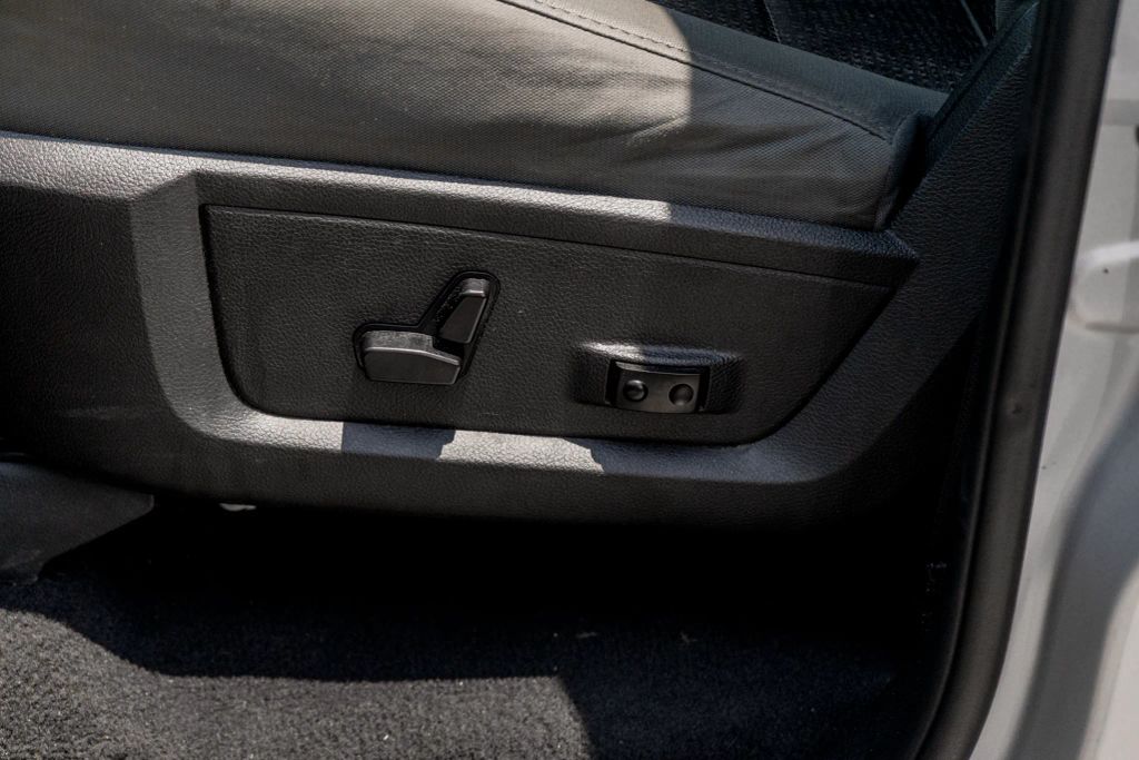 
								2017 Ram 1500 Quad Cab Big Horn Pickup 4D 6 1/3 ft full									