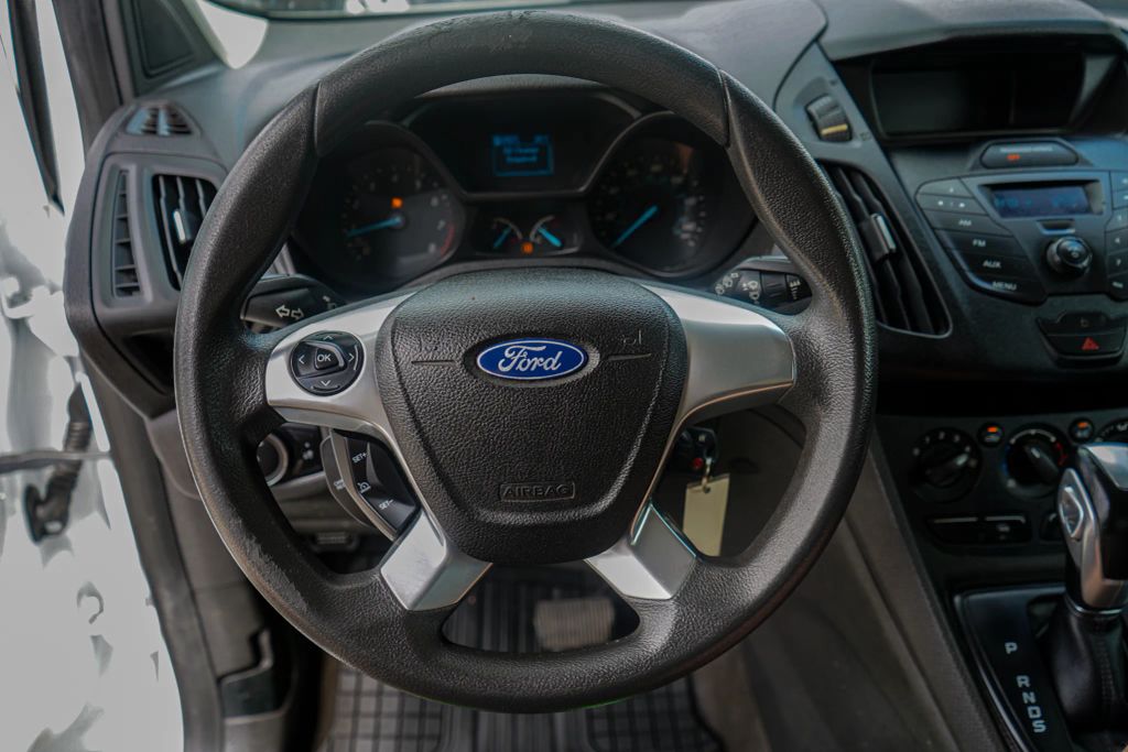 
								2016 Ford Transit Connect Cargo XL Van 4D full									