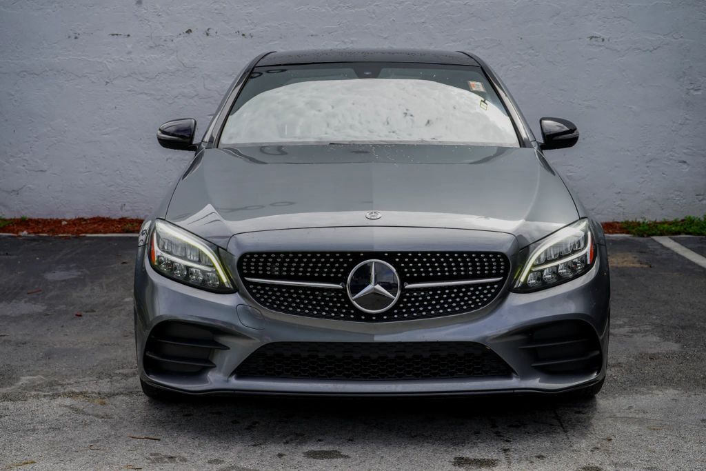 
								2019 Mercedes-Benz C-Class C 300 Sedan 4D full									