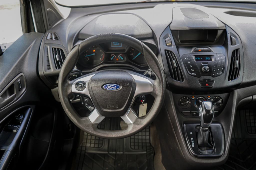 
								2016 Ford Transit Connect Cargo XL Van 4D full									