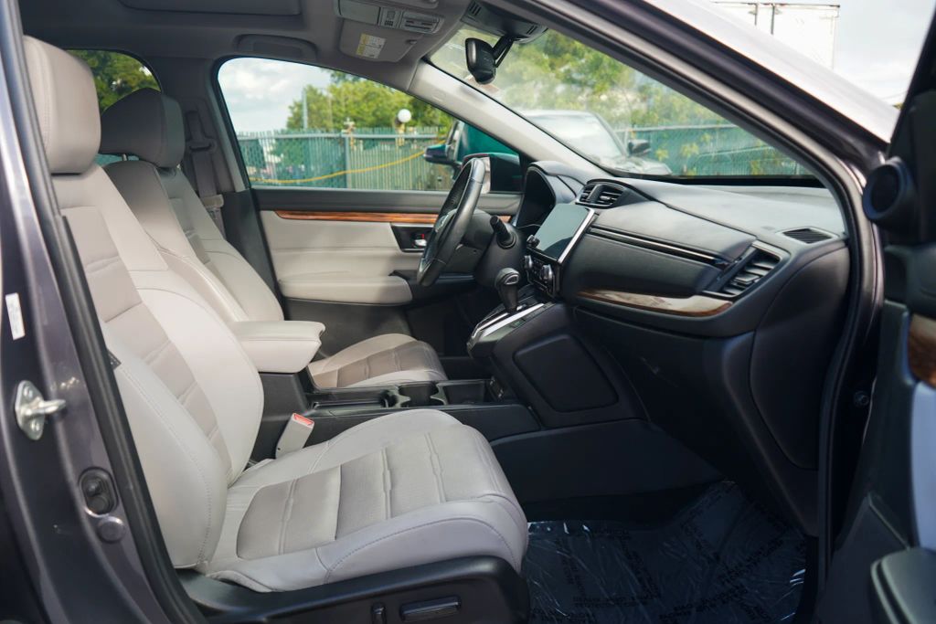 
								2020 Honda CR-V EX-L Sport Utility 4D full									