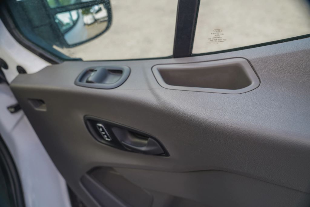 
								2023 Ford Transit 250 Cargo Van Medium Roof w/LWB Van 3D full									