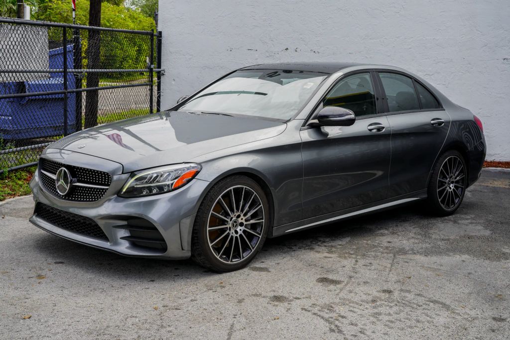 
								2019 Mercedes-Benz C-Class C 300 Sedan 4D full									
