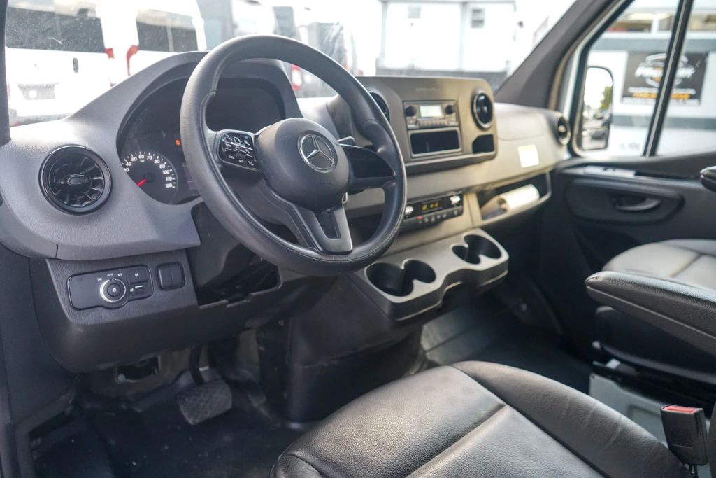 
								2021 Mercedes-Benz Sprinter 2500 Cargo High Roof w/144  WB Van 3D full									