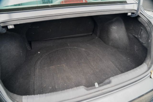 
								2023 Hyundai Elantra SE Sedan 4D full									