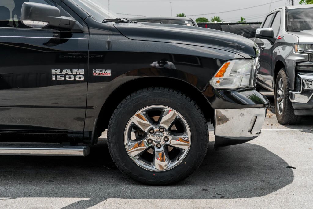 
								2016 Ram 1500 Crew Cab Big Horn Pickup 4D 5 1/2 ft full									