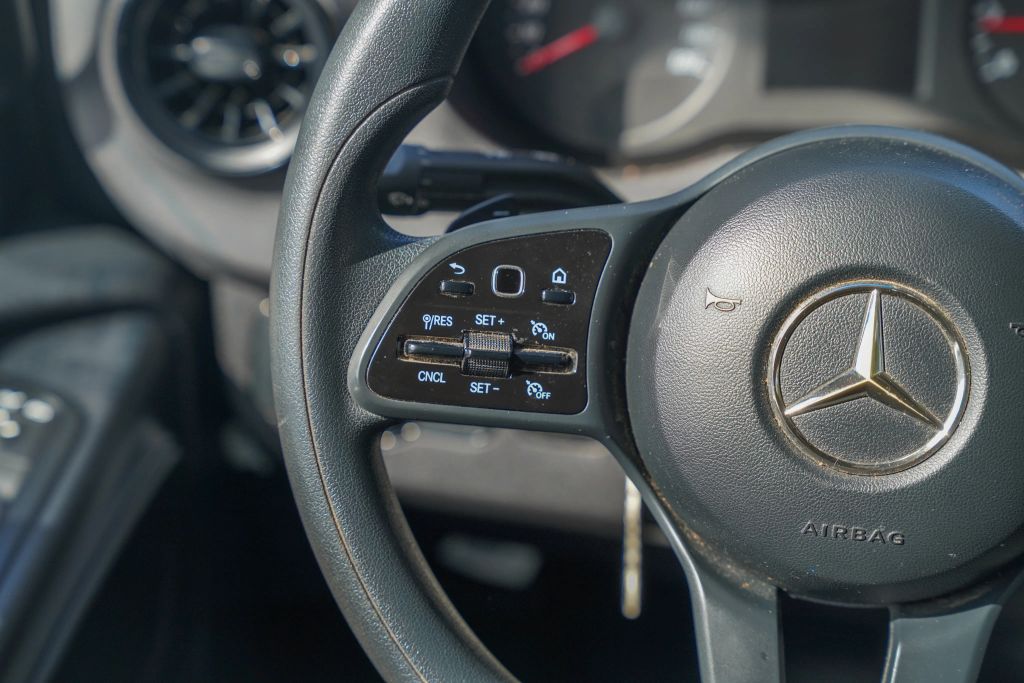 
								2023 Mercedes-Benz Sprinter 2500 Cargo High Roof w/170  WB Van 3D full									