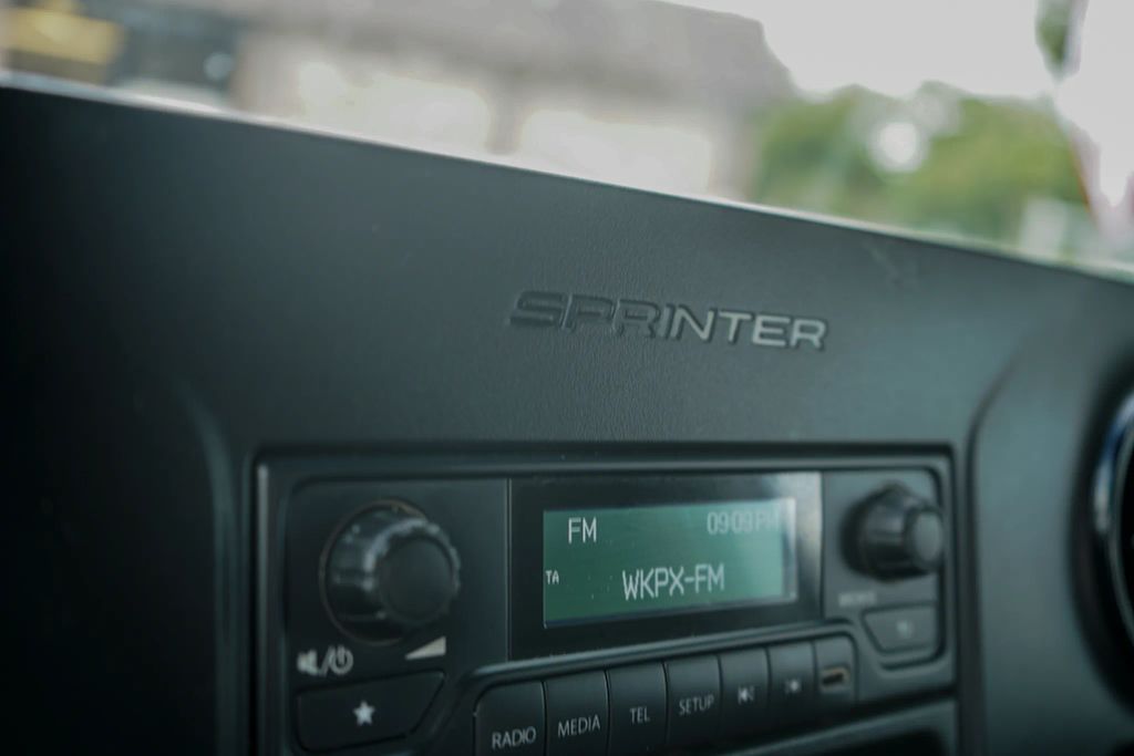 
								2023 Mercedes-Benz Sprinter 2500 Cargo High Roof w/170  WB Van 3D full									