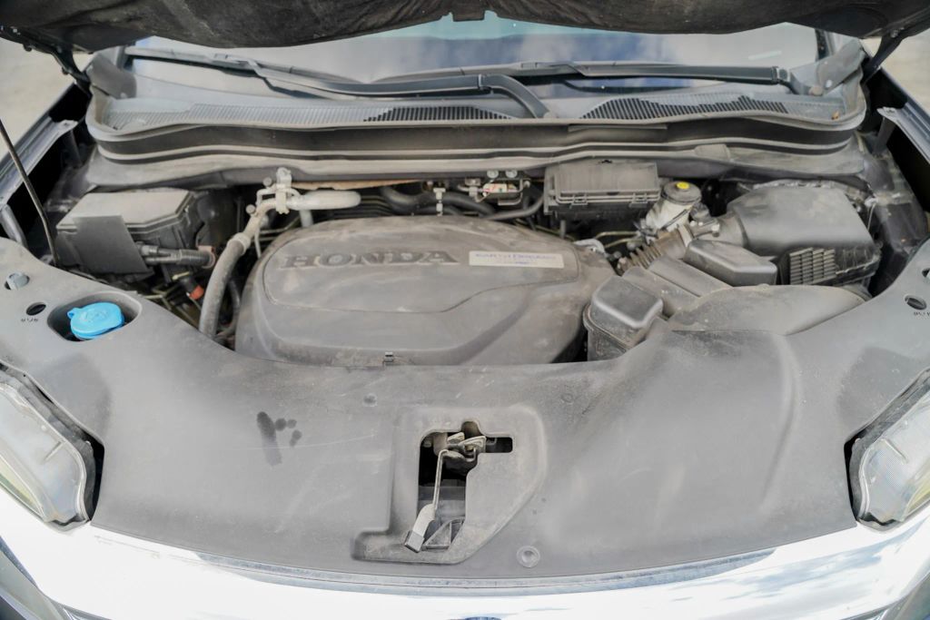 
								2020 Honda Pilot EX-L Sport Utility 4D full									