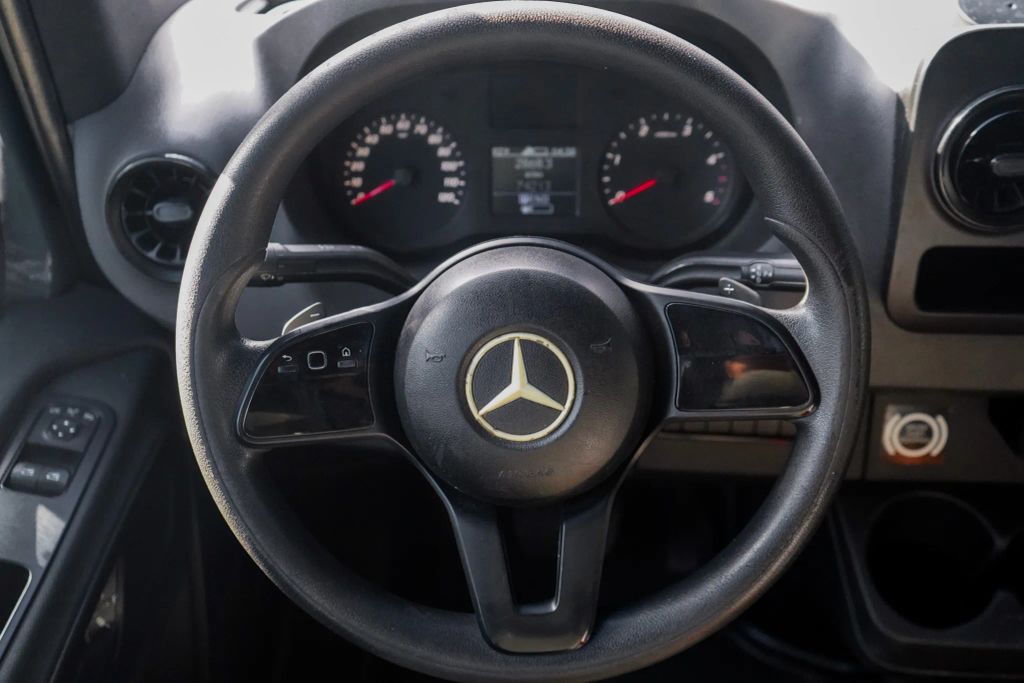 
								2019 Mercedes-Benz Sprinter 2500 Cargo High Roof w/170  WB Van 3D full									