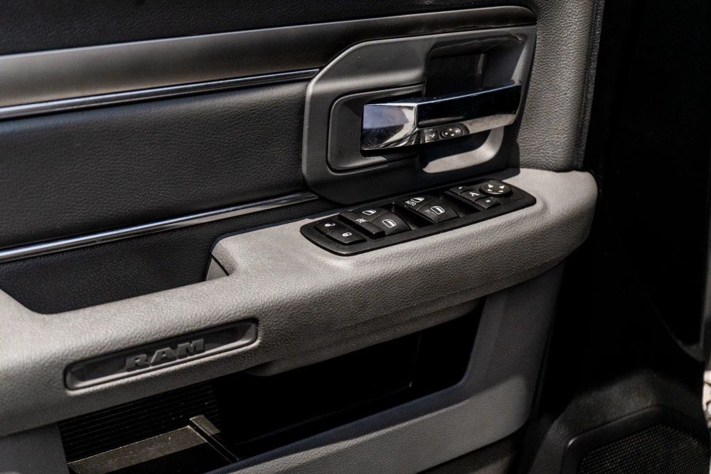 
								2017 Ram 1500 Quad Cab Big Horn Pickup 4D 6 1/3 ft full									