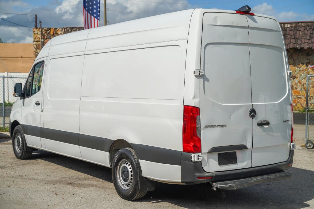 
								2023 Mercedes-Benz Sprinter 2500 Cargo High Roof w/170  WB Van 3D full									