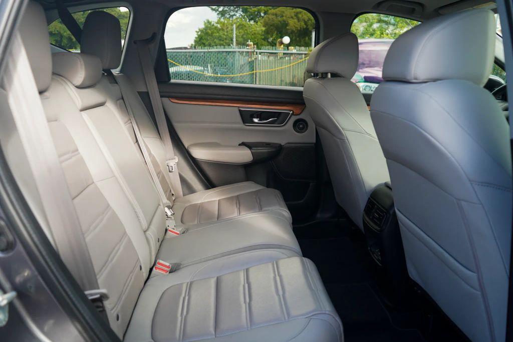 
								2020 Honda CR-V EX-L Sport Utility 4D full									