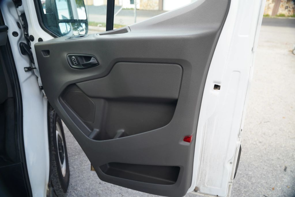 
								2023 Ford Transit 250 Cargo Van Medium Roof w/LWB Van 3D full									