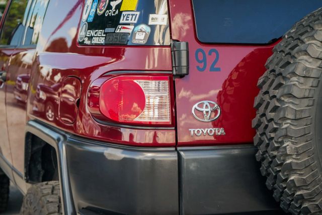 
								2008 Toyota FJ Cruiser Sport Utility 2D full									