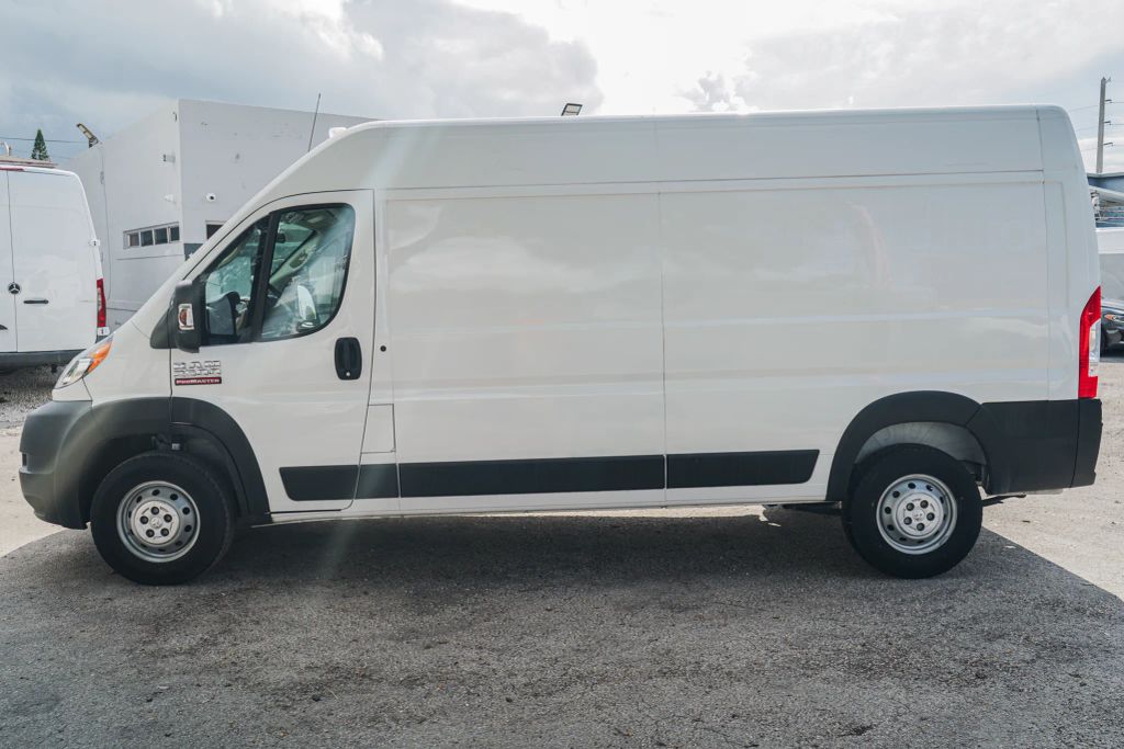 
								2021 Ram ProMaster Cargo Van 2500 High Roof Van 3D full									