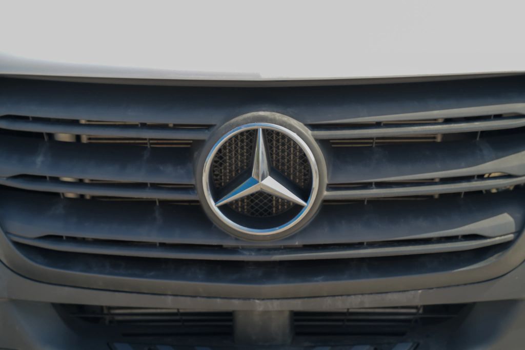 
								2023 Mercedes-Benz Sprinter 2500 Cargo High Roof w/170  WB Van 3D full									