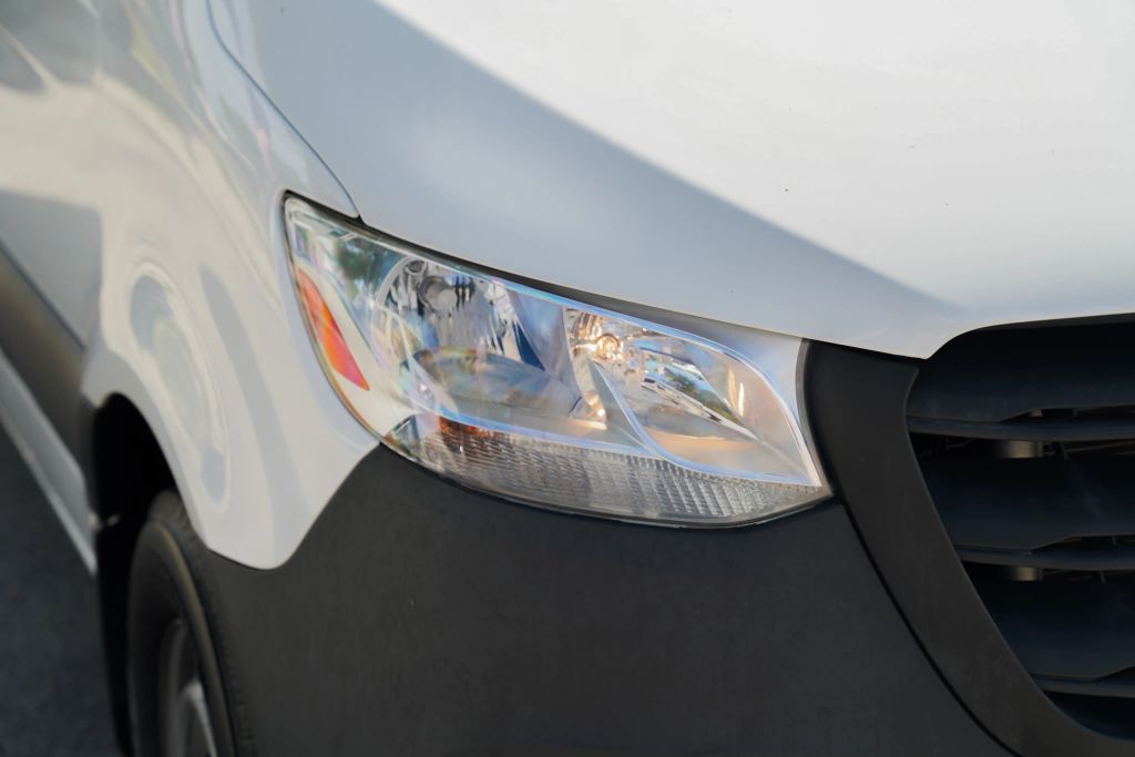 
								2023 Mercedes-Benz Sprinter 2500 Cargo High Roof w/170  WB Van 3D full									