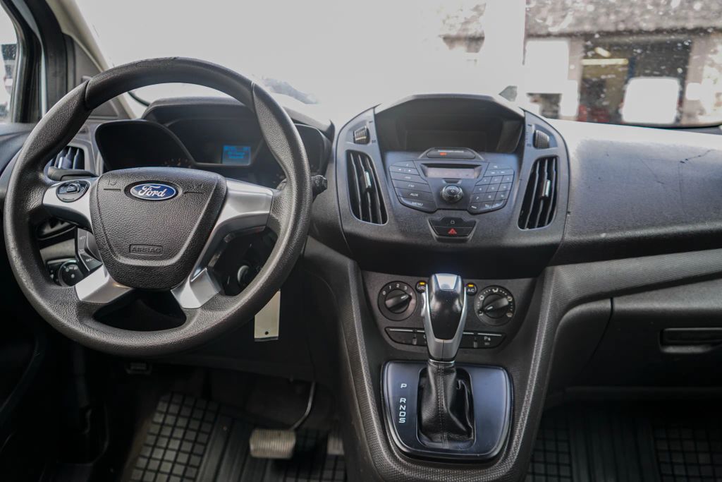 
								2016 Ford Transit Connect Cargo XL Van 4D full									