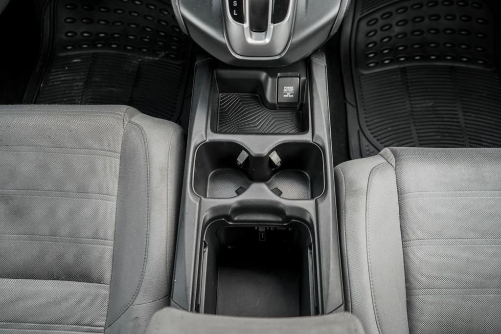 
								2018 Honda CR-V LX Sport Utility 4D full									