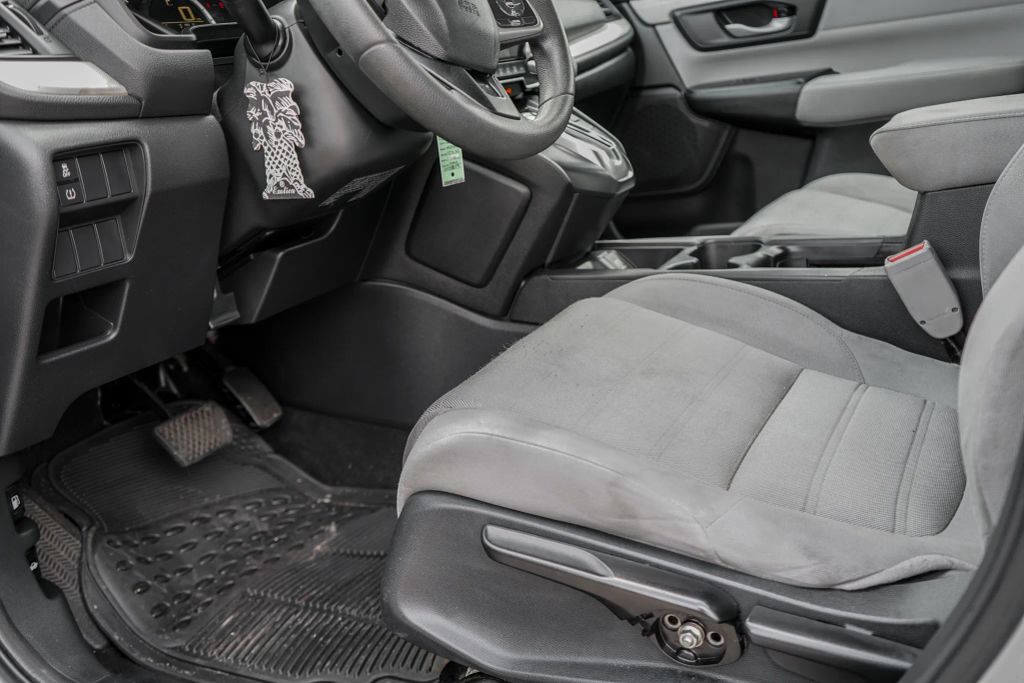 
								2018 Honda CR-V LX Sport Utility 4D full									