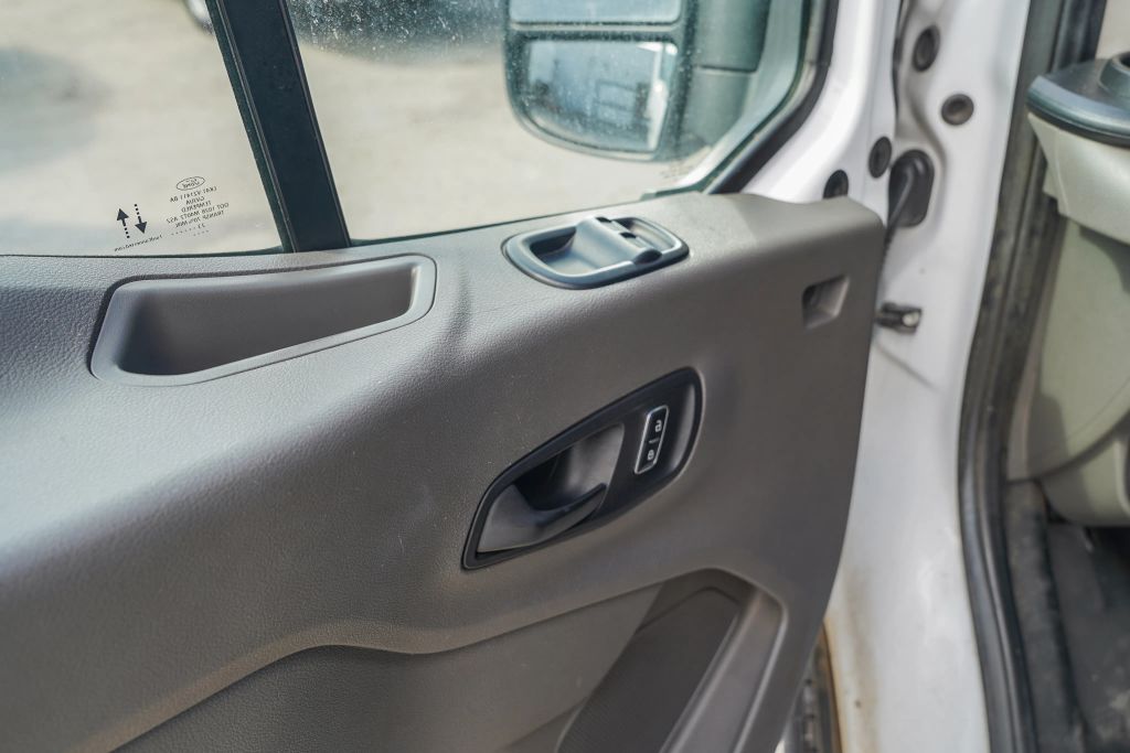 
								2023 Ford Transit 250 Cargo Van Medium Roof w/LWB Van 3D full									