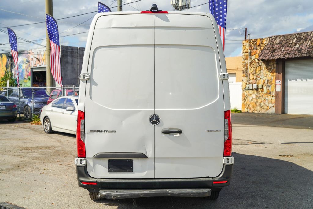 
								2023 Mercedes-Benz Sprinter 2500 Cargo High Roof w/170  WB Van 3D full									