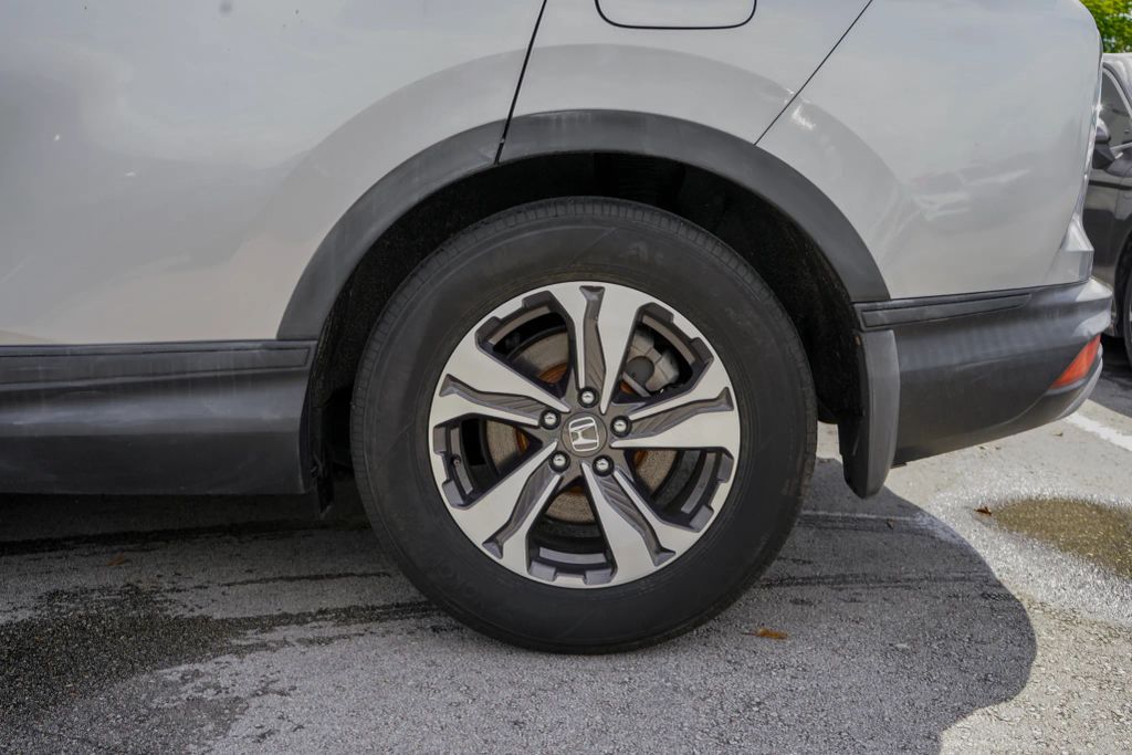 
								2018 Honda CR-V LX Sport Utility 4D full									