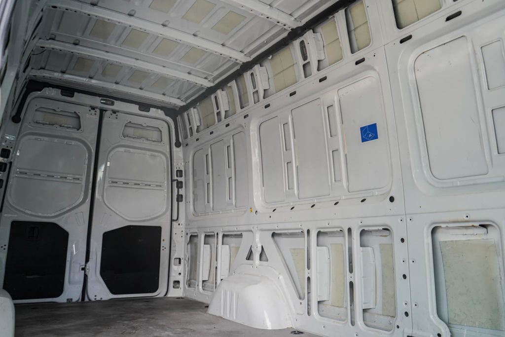 
								2023 Mercedes-Benz Sprinter 2500 Cargo High Roof w/170  WB Van 3D full									