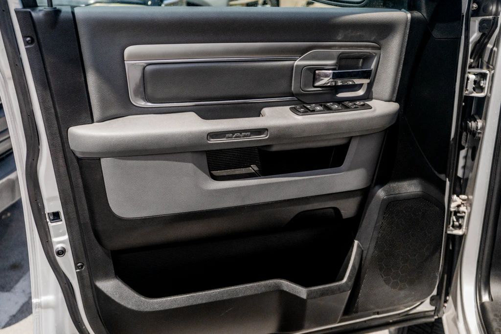 
								2017 Ram 1500 Quad Cab Big Horn Pickup 4D 6 1/3 ft full									