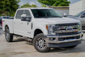 2019 Ford F250 Super Duty Crew Cab Lariat Pickup 4D 6 3/4 ft