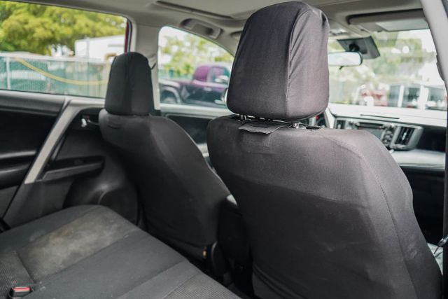 
								2018 Toyota RAV4 XLE Sport Utility 4D full									