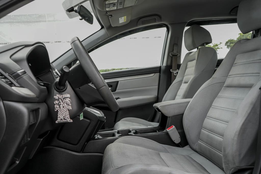 
								2018 Honda CR-V LX Sport Utility 4D full									