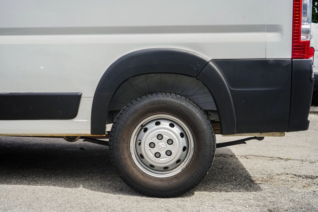 
								2021 Ram ProMaster Cargo Van 2500 High Roof Van 3D full									