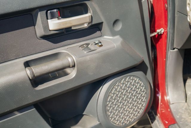 
								2008 Toyota FJ Cruiser Sport Utility 2D full									