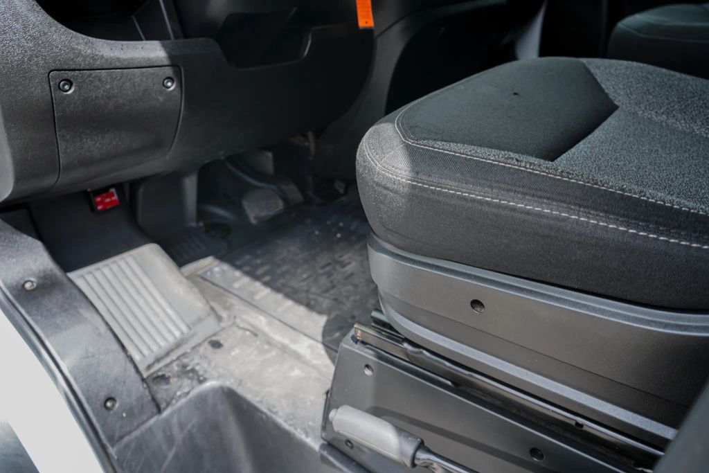 
								2021 Ram ProMaster Cargo Van 2500 High Roof Van 3D full									