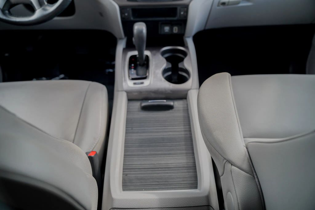 
								2020 Honda Pilot EX-L Sport Utility 4D full									