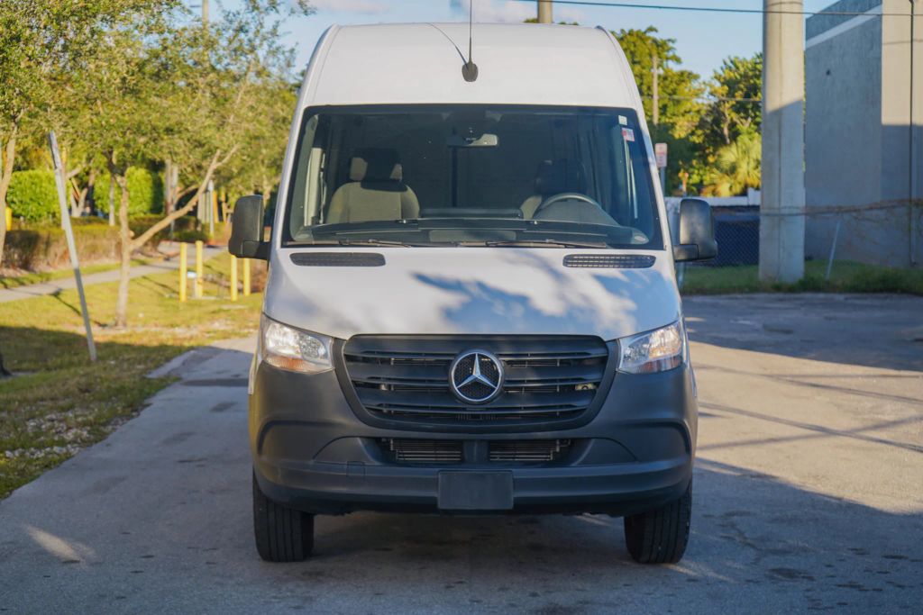 
								2022 Mercedes-Benz Sprinter 2500 Cargo High Roof w/170  WB Van 3D full									