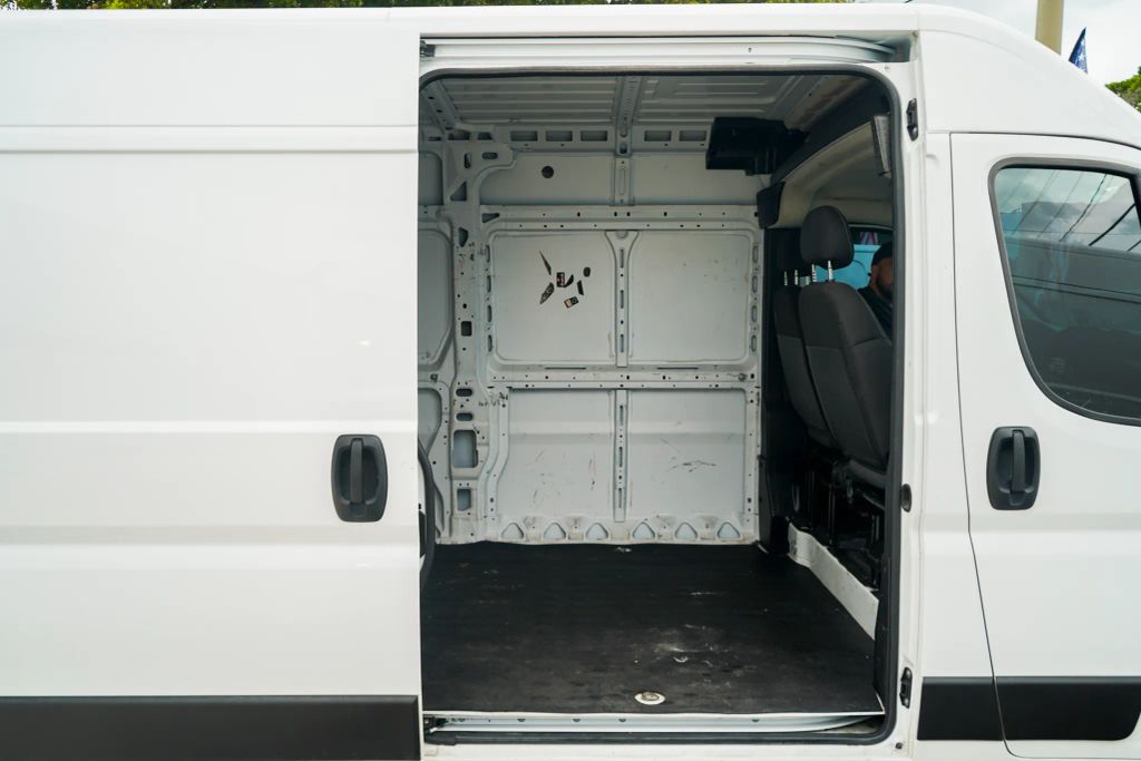 
								2023 Ram ProMaster Cargo Van 3500 High Roof Extended Van 3D full									