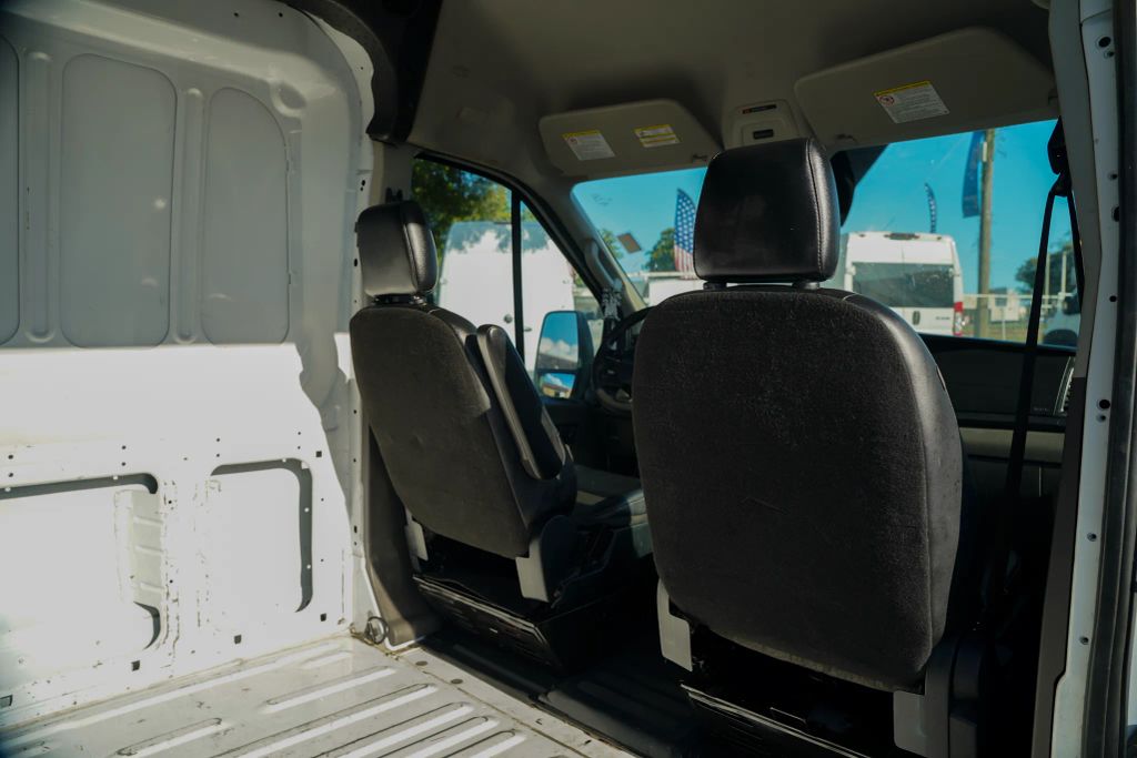 
								2022 Ford Transit 250 Cargo Van High Roof Extended Length Van 3D full									