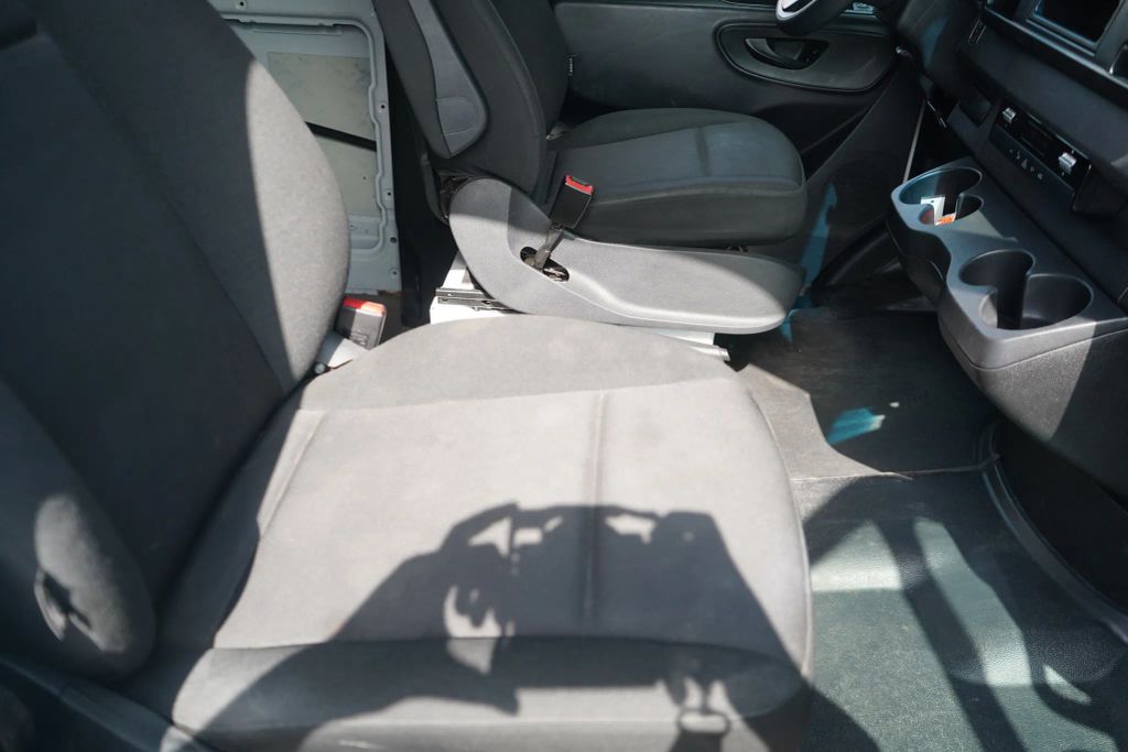 
								2023 Mercedes-Benz Sprinter 2500 Cargo High Roof w/170  WB Van 3D full									