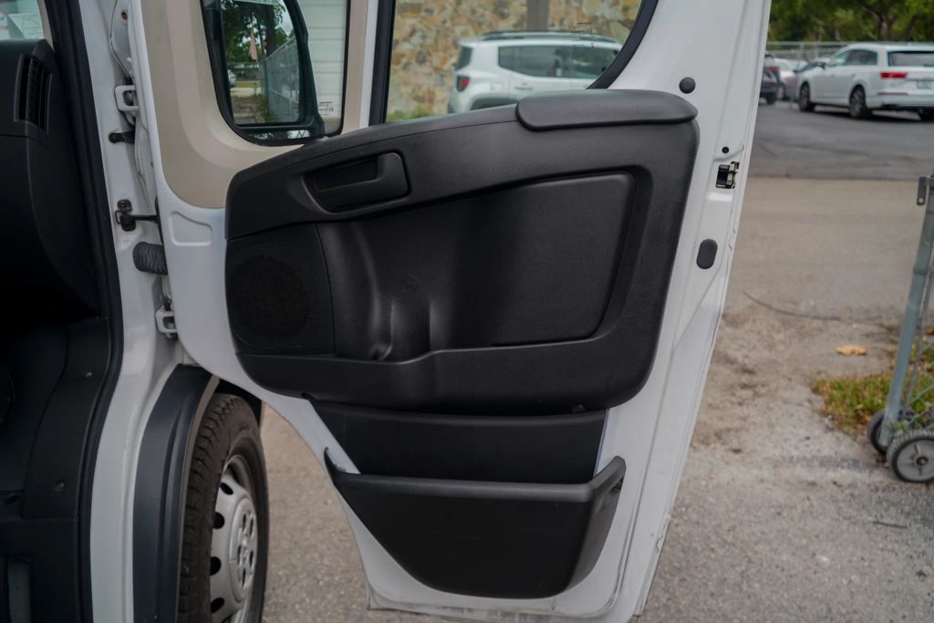 
								2016 Ram ProMaster Cargo Van 3500 High Roof Extended Van 3D full									