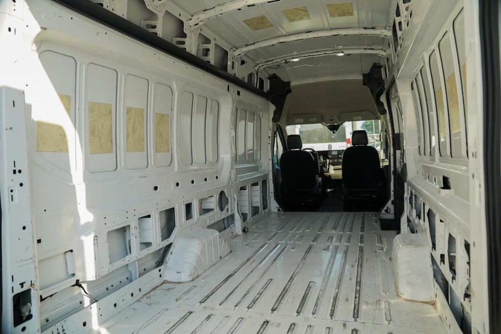 
								2022 Ford Transit 250 Cargo Van High Roof Extended Length Van 3D full									