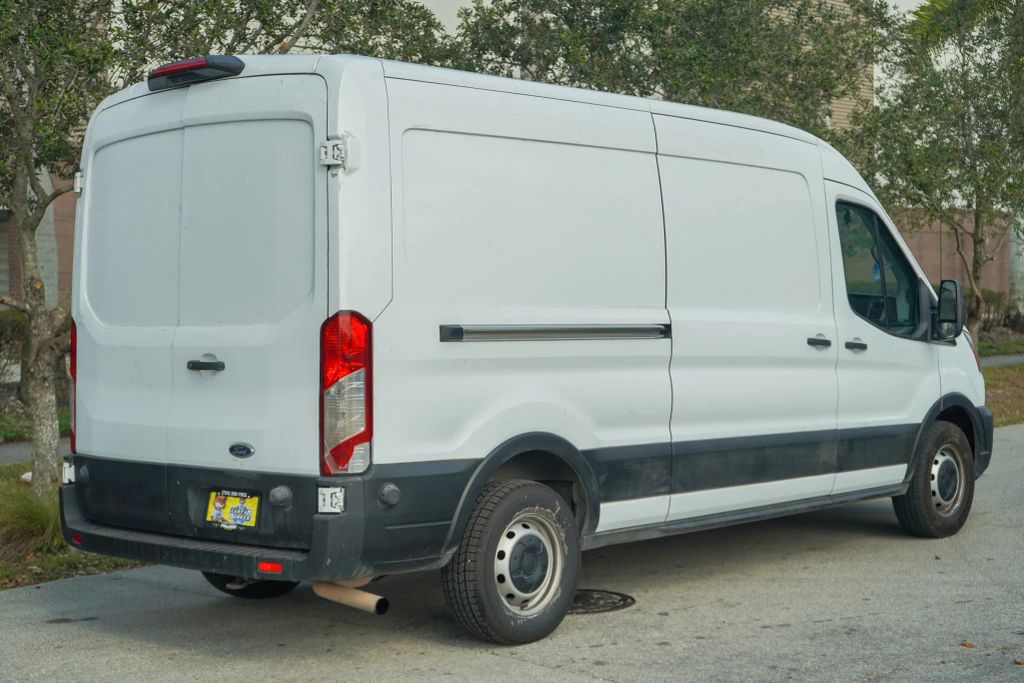 
								2021 Ford Transit 250 Cargo Van Medium Roof w/LWB Van 3D full									