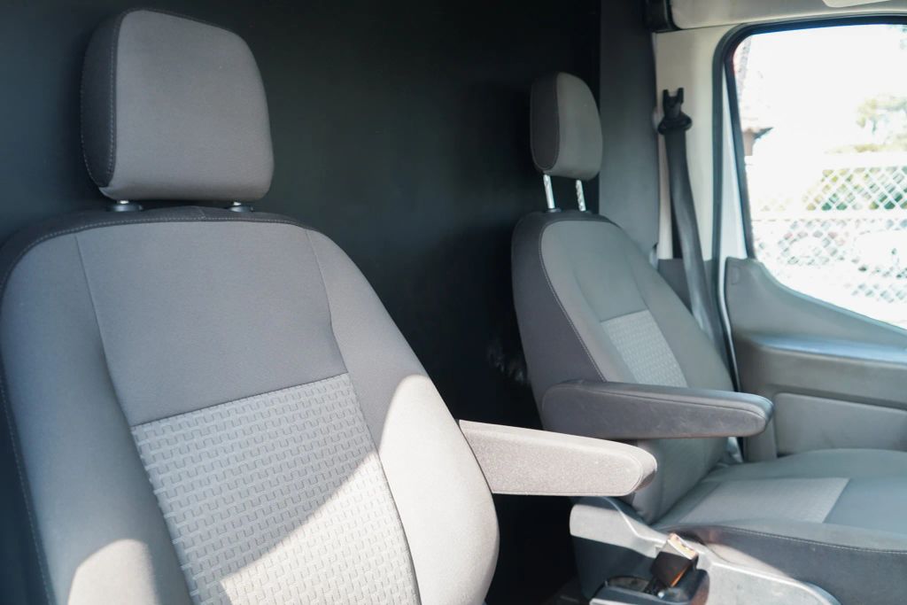 
								2021 Ford Transit 250 Cargo Van Medium Roof w/LWB Van 3D full									