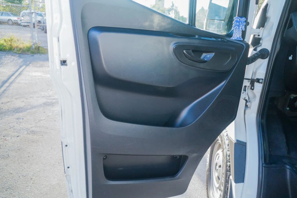 
								2022 Mercedes-Benz Sprinter 2500 Cargo High Roof w/170  WB Van 3D full									